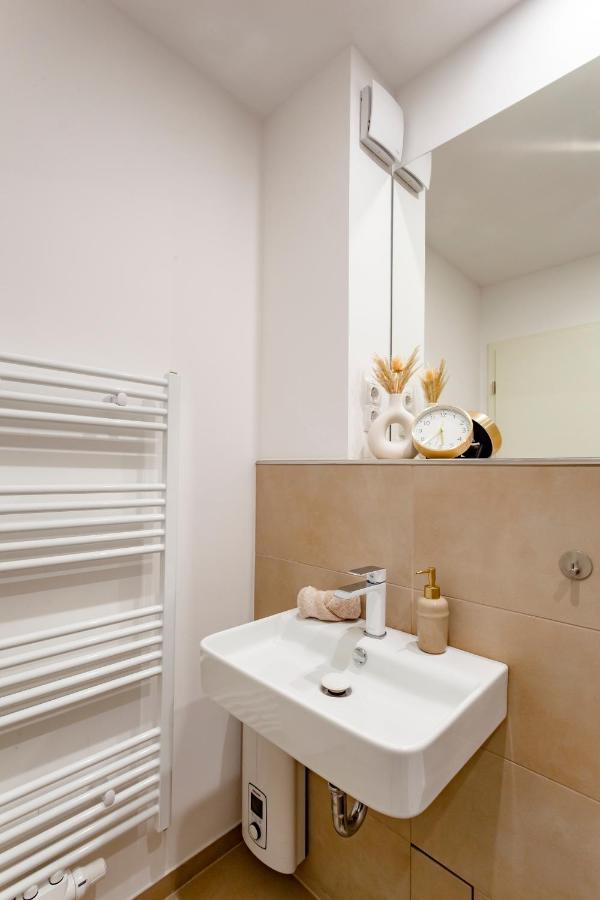 Fabulous 2 Room City Apartment - 60 Qm - Contactless Check-In Hanóver Exterior foto